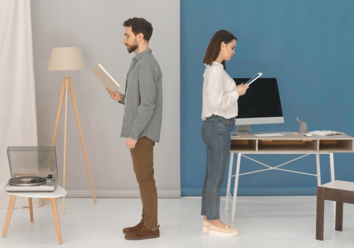 Profesionales trabajando en modelos financieros